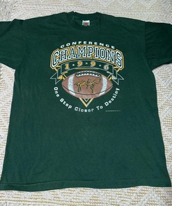 Vintage Style Green Bay Packers Conference Champions Brett Tshirt Pullover Hoodie Crewneck Sweatshirt Reprinted Full Color Full Size Gifts For NFL Fans