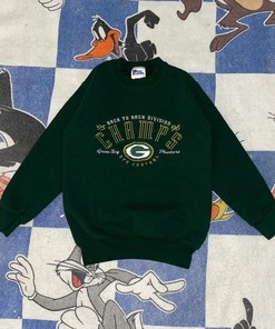 Vintage Style Green Bay Packers Tshirt Pullover Hoodie Crewneck Sweatshirt Reprinted Full Color Full Size Gifts For NFL Fans