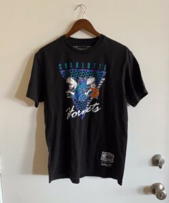 Vintage Style Hornets Tshirt Hoodie Crewneck Sweatshirt Reprinted Full Color Full Size Gifts for NBA Fans