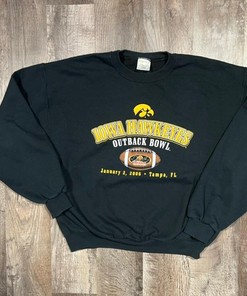Vintage Style Iowa Hawkeyes Sweatshirt T-Shirt Sweatshirt Hoodie Full Size Gifts For NCAA