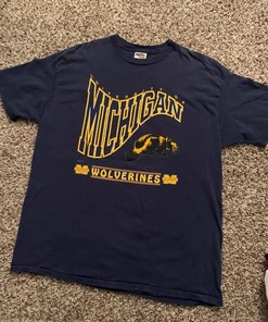 Vintage Style Michigan T-Shirt Sweatshirt Pullover Hoodie Reprinted Full Color Full Size Gift For NCAA Fans