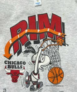 Vintage Style NBA Chicago Bulls X Snoopy 1958S Tshirt Pullover Hoodie Crewneck Sweatshirt Reprinted Full Color Full Size Gifts for NBA Fans