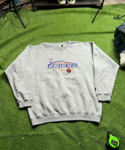 Vintage Style New York Knicks Puma Spell Out Basketball Grey Tshirt Sweatshirt Crewneck Hoodie Sweatshirt Pullover Hoodie Reprinted Full Color Full Size Gifts for NBA Fans