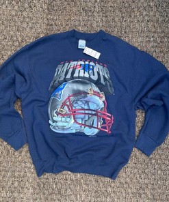 Vintage Style Nos 1995 Ne Patriots Tshirt Pullover Hoodie Crewneck Sweatshirt Reprinted Full Color Full Size Gifts For NFL Fans