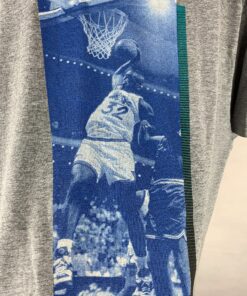 Vintage Style Reebok Shaquille O’Neal Orlando Magic Tshirt Hoodie Crewneck Sweatshirt Reprinted Full Color Full Size Gifts for NBA Fans