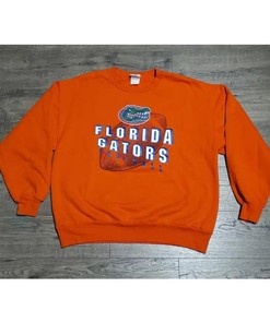 Vintage Style University Of Florida Uf Gators Football T-Shirt Sweatshirt Pullover Hoodie Reprinted Full Color Full Size Gift For NCAA Fans