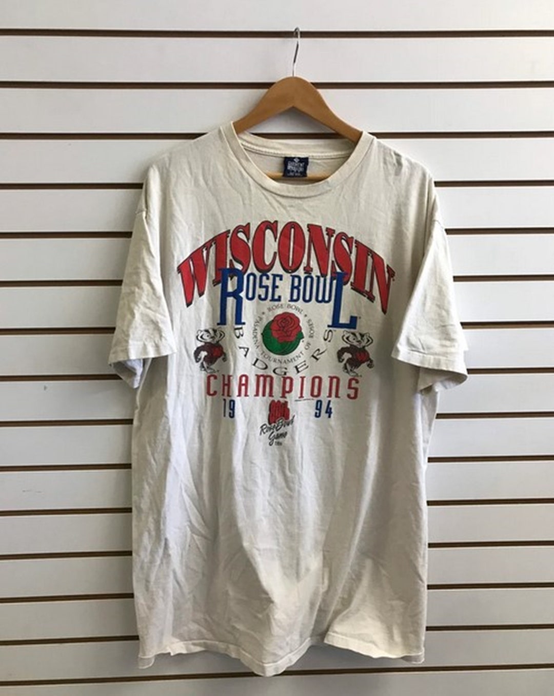 Vintage Wisconsin rose bowl champs T Shirt, Vintage 90s Sweatshirt, Gift For Her, Gift For Him