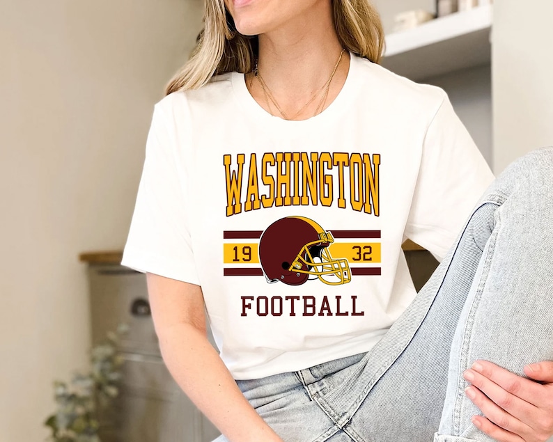 Washington Football Sweatshirt, Vintage Retro Washington Football Crewneck Sweatshirt, American Football Fan, NFL Shirt - Image 4