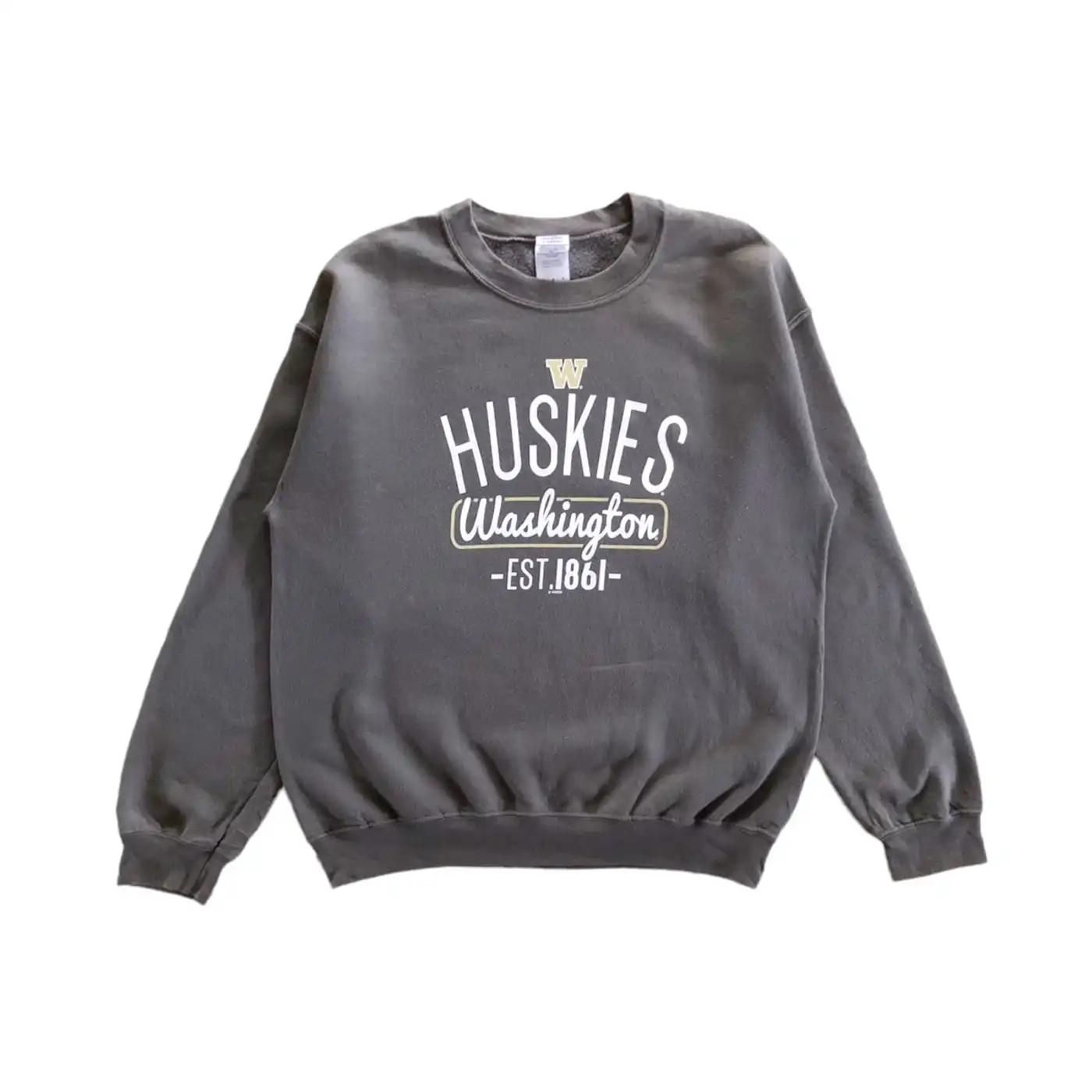 Washington Huskies University T-Shirt Sweatshirt Pullover Hoodie Reprinted Full Color Full Size Gift For NCAA Fans