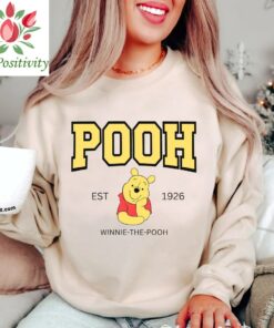 Winnie the Pooh Shirt, Pooh Bear Shirt, Disney Shirt, Disneyland Shirt, Disney World Shirt, Vintage Pooh Bear, Jersey Style Disney Shirt
