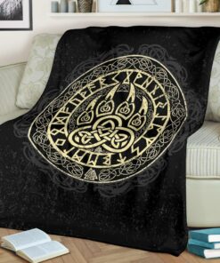 Wolf Viking Sherpa Fleece Blanket Gifts for Viking Lovers