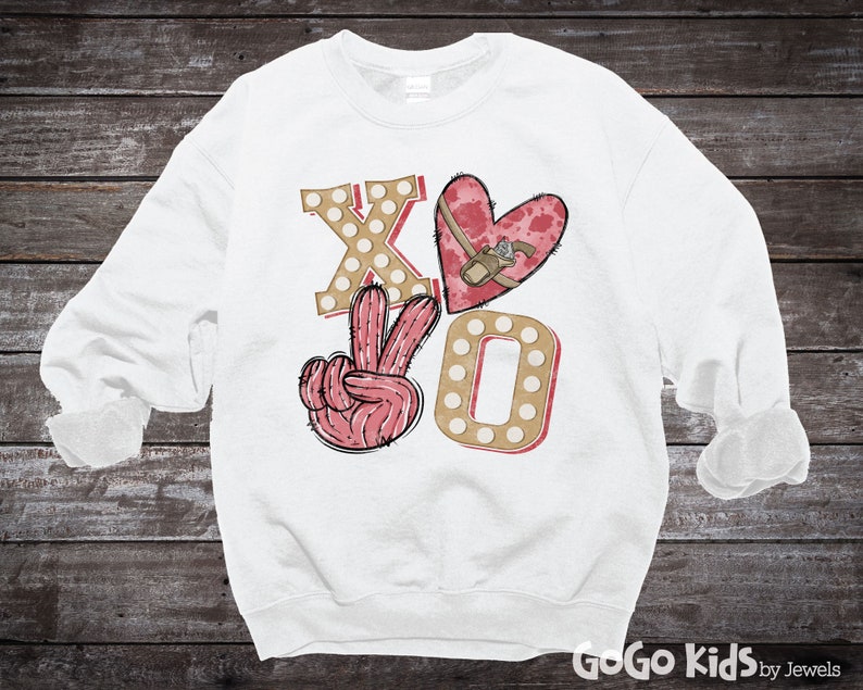 Xoxo Western Valentines Day Sweatshirt, Country Western Valentine Crewneck, Valentine's Day Pullover For Cowgirl - Image 2