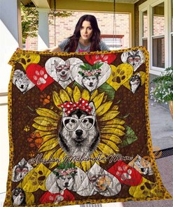 Alaskan Malamute Lover's Personalized Quilt Blanket Bedding Set