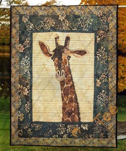 Anybody Hear Me Giraffe Quilt Blanket Bedding Set
