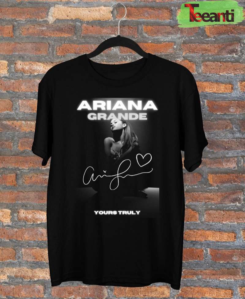 Ariana Grande Concert Signature TShirt 0