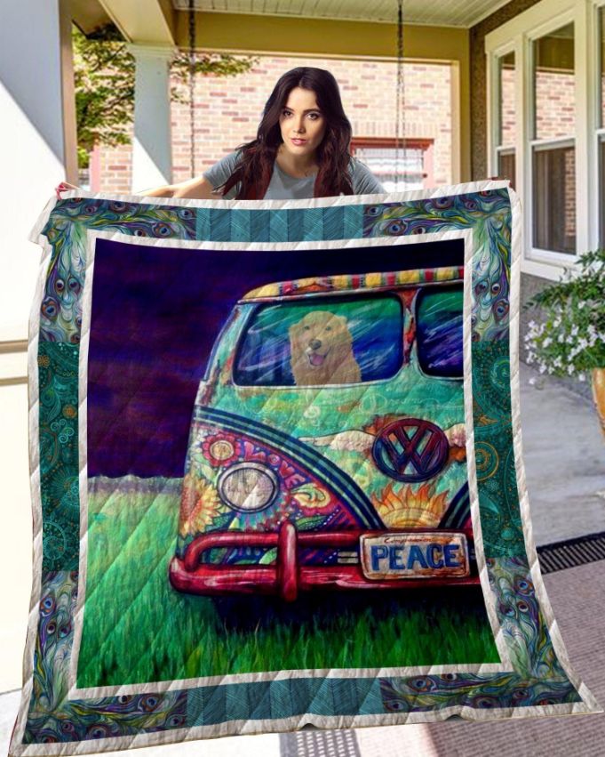 Art Golden Retrieve Driving A Peace Car Quilt Blanket Bedding Set
