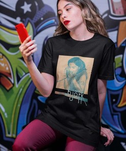 Bjork Vintage Retro T-Shirt