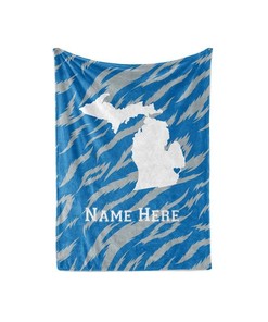 Chihuahua Personalized Custom Blanket With Your Family Or Dog's Name - Great Gifts For Dog Lovers Sherpa Fleece Blanket Gifts for Family, for Couple