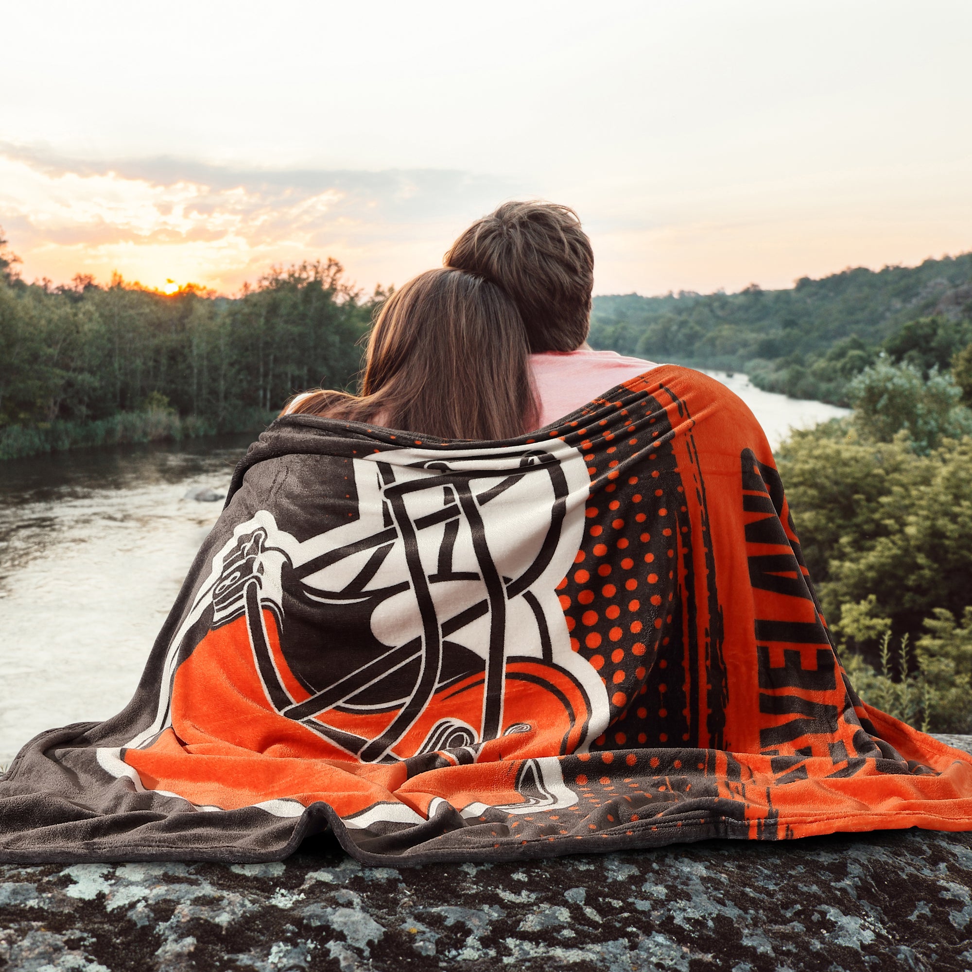 Cleveland Browns Fleece Blanket Sherpa Blanket Quilt Gifts for Fans - Image 4