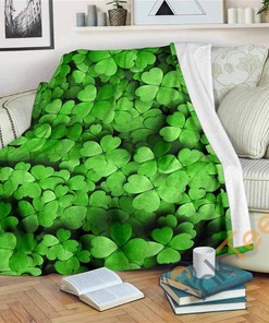 Clover Sherpa Fleece Blanket Gifts for Family, for Couple