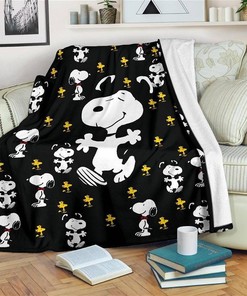 Cute Pattern Snoopy Sherpa Fleece Blanket Gifts for Family, for Couple