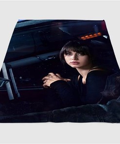Cute Replicant Blade Runner 2049 Sherpa Fleece Blanket Gifts for Family, for Couple