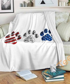 Dog Paws Flag Sherpa Fleece Blanket Gifts for Family, for Couple