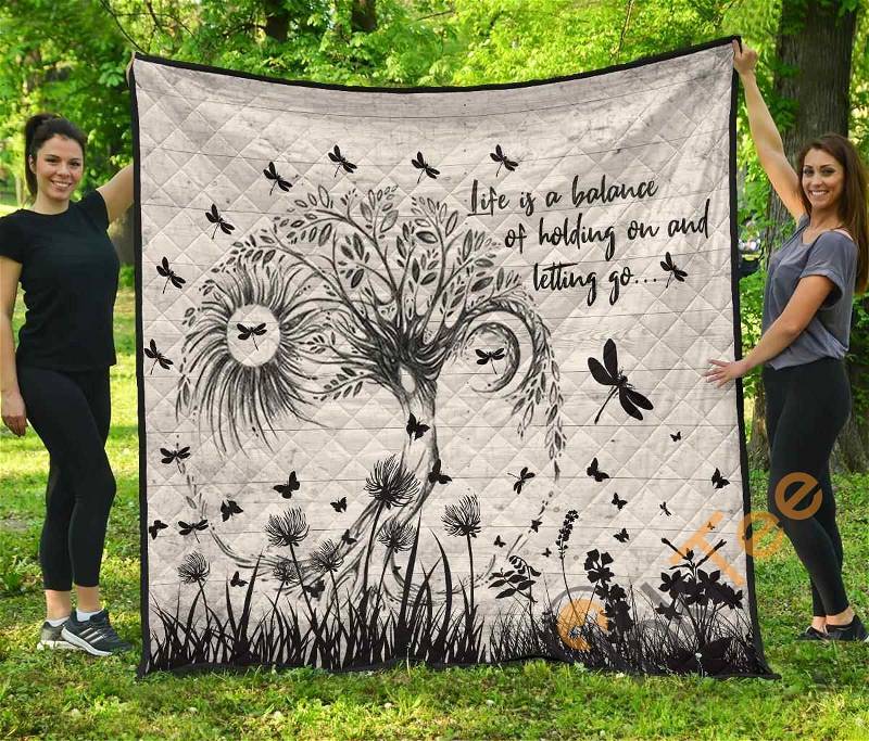 Dragonfly Life Balance Quilt