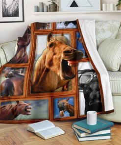 Funny Horse Face Horse Lover Sherpa Fleece Blanket Gifts for Family, for Couple