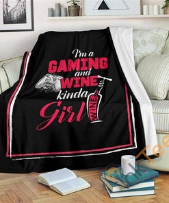 Gaming Xb And Wine Kinda Girl Sherpa Fleece Blanket Gifts for Family, for Couple