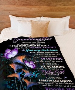 Grandma To Granddaughter Butterfly Hugging You Fleece Blanket Quilt Blanket Bedding Set