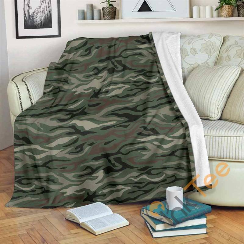 Green Camo Zebra Pattern Sherpa Fleece Blanket Gifts for Family, for Couple