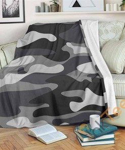 Grey And White Camouflage Sherpa Fleece Blanket Gifts for Family, for Couple