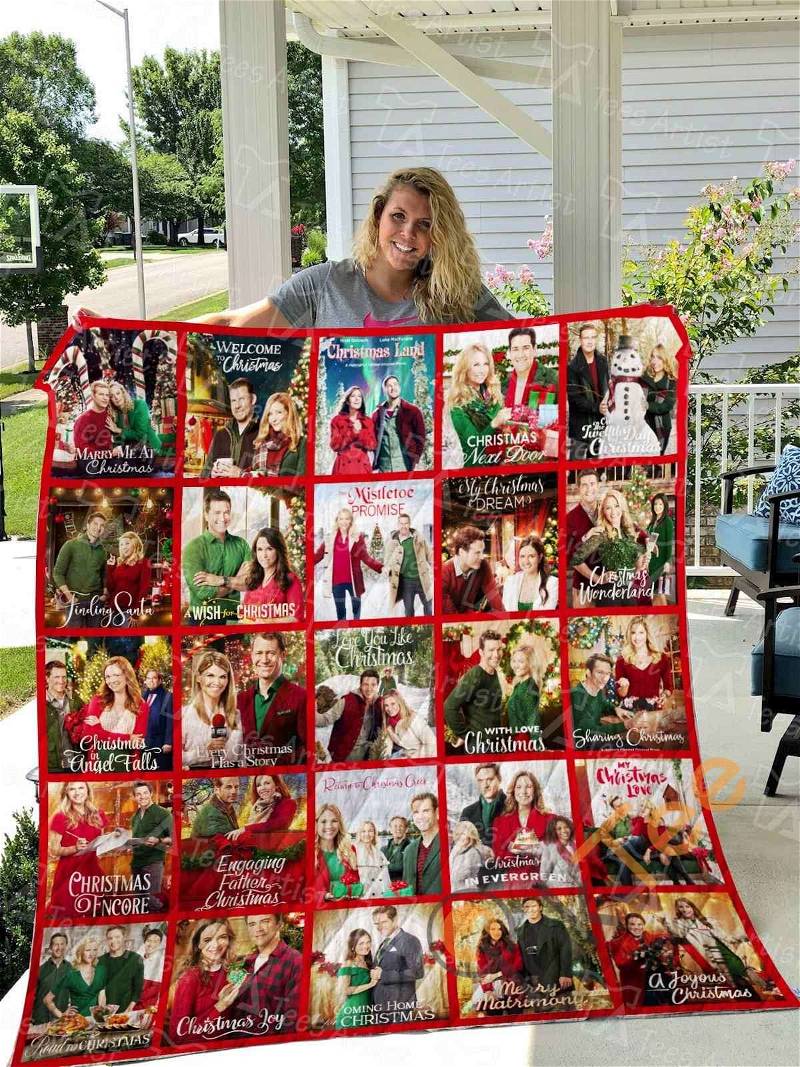 Hallmark Christmas Quilt Blanket Bedding Set