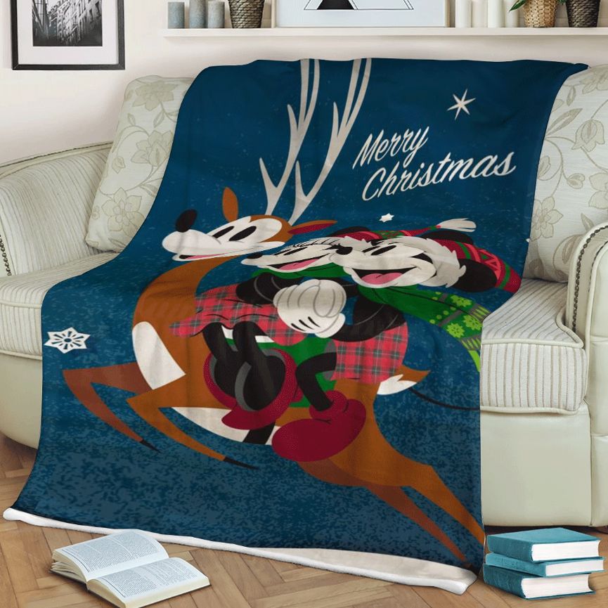 Happy Holiday Couple Love Mickey Mouse Disney Christmas, Mickey Gift For Fan Comfy Throw Blanket Gift