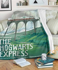 Hog Express Sherpa Fleece Blanket Gifts for Family, for Couple