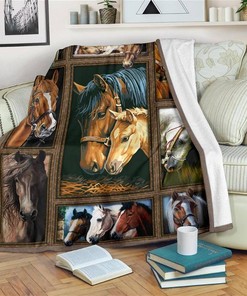 Horse Frame Horse Lover Sherpa Fleece Blanket Gifts for Family, for Couple