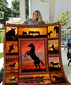 Horse Running At The Sunset Quilt Blanket Bedding Set