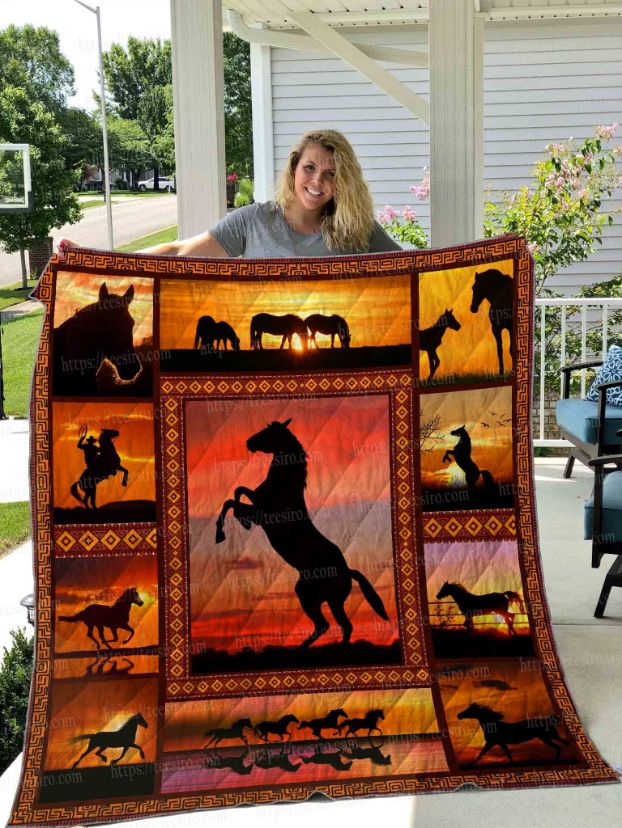 Horse Running At The Sunset Quilt Blanket Bedding Set