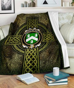 House Of Tully Celtic Knott Sherpa Fleece Blanket Gifts for Family, for Couple
