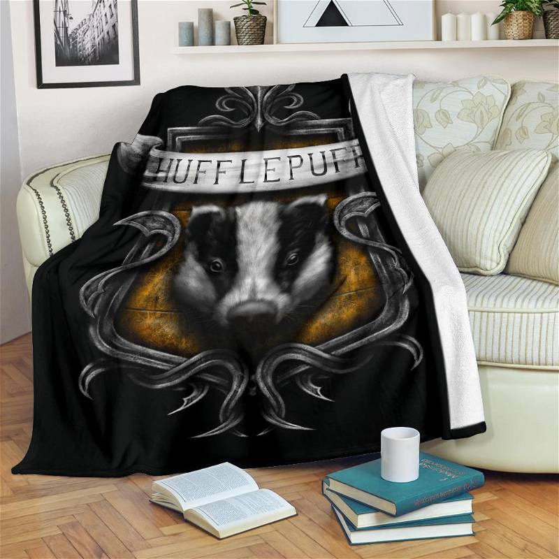 Hufflepuff Badge Harry Potter Sherpa Fleece Blanket Gifts for Family, for Couple