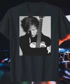 Hug My Guitar Ed Sheeran Classic T-Shirt