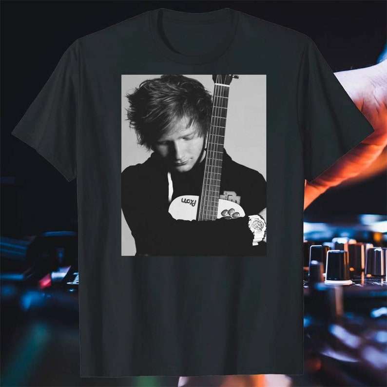 Hug My Guitar Ed Sheeran Classic T-Shirt