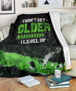 I Don't Get Older I Level Up Sherpa Fleece Blanket Gifts for Family, for Couple