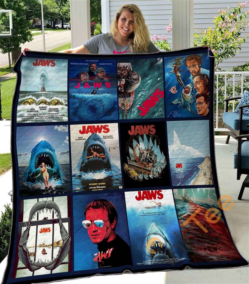 Jaws Movie-Themed Quilt Blanket Bedding Set with Customizable Name or Sentence