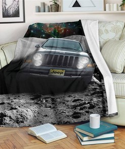 Jeep Landing On Moon Funny Who Loves Jeep Sherpa Fleece Blanket Gifts for Family, for Couple