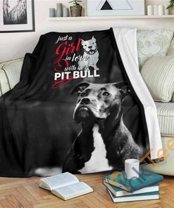 Just A Girl In Love With Her Pit Bull Sherpa Fleece Blanket Gifts for Family, for Couple