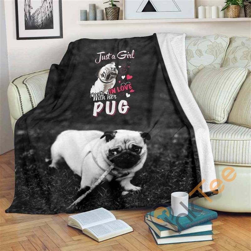 Just A Girl In Love With Her Pug Sherpa Fleece Blanket Gifts for Family, for Couple