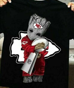 Kansas City Chiefs T-Shirt NFL Football Team Sport Vintage Gift For Fan