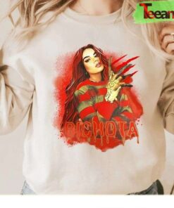 Karol G Strip Love Tour 2022 T-Shirt